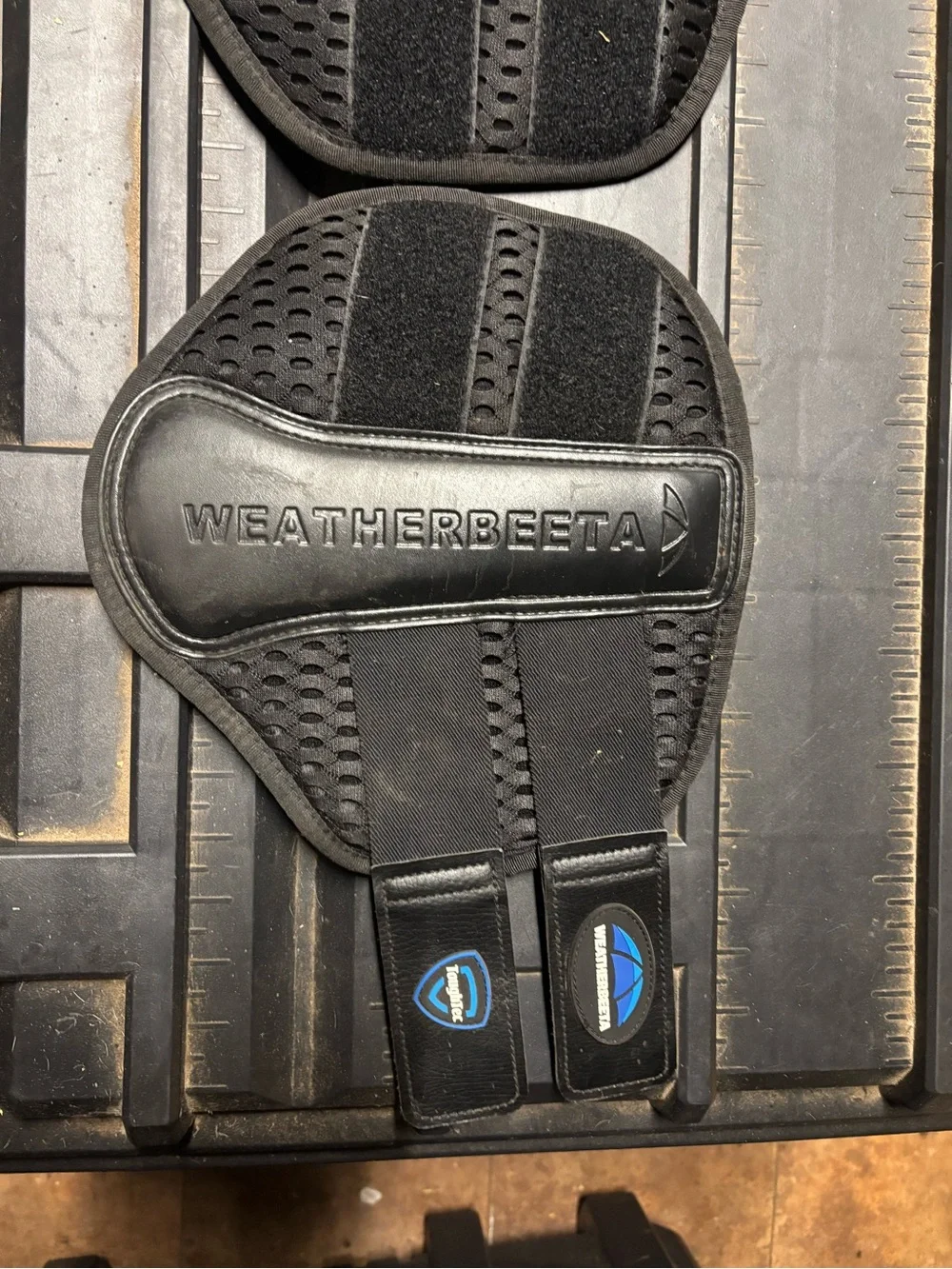 Horse brushing boots medium
